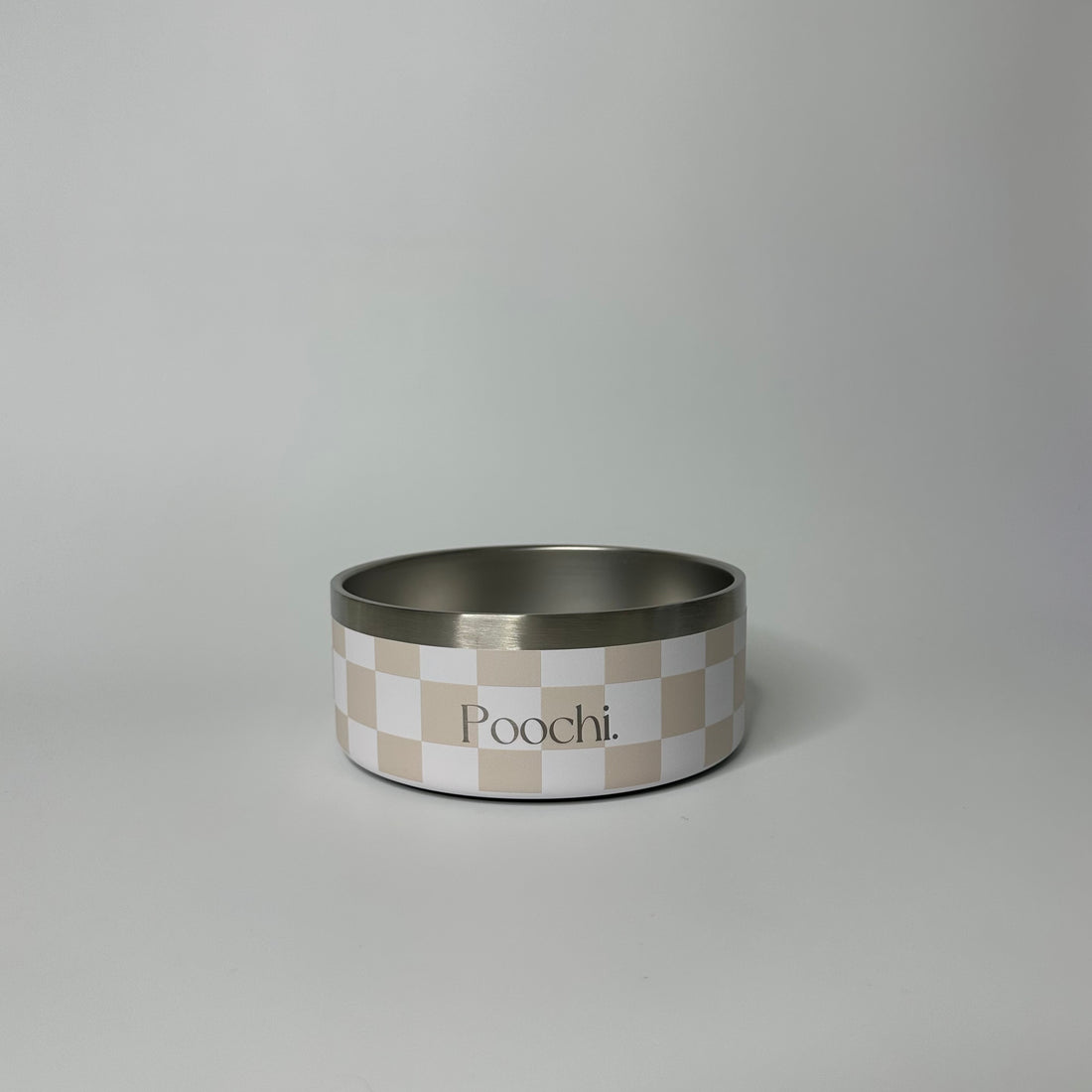 A small stainless steal checkered bowl in beighe and white with the brand name 'Poochi' visible on the side.